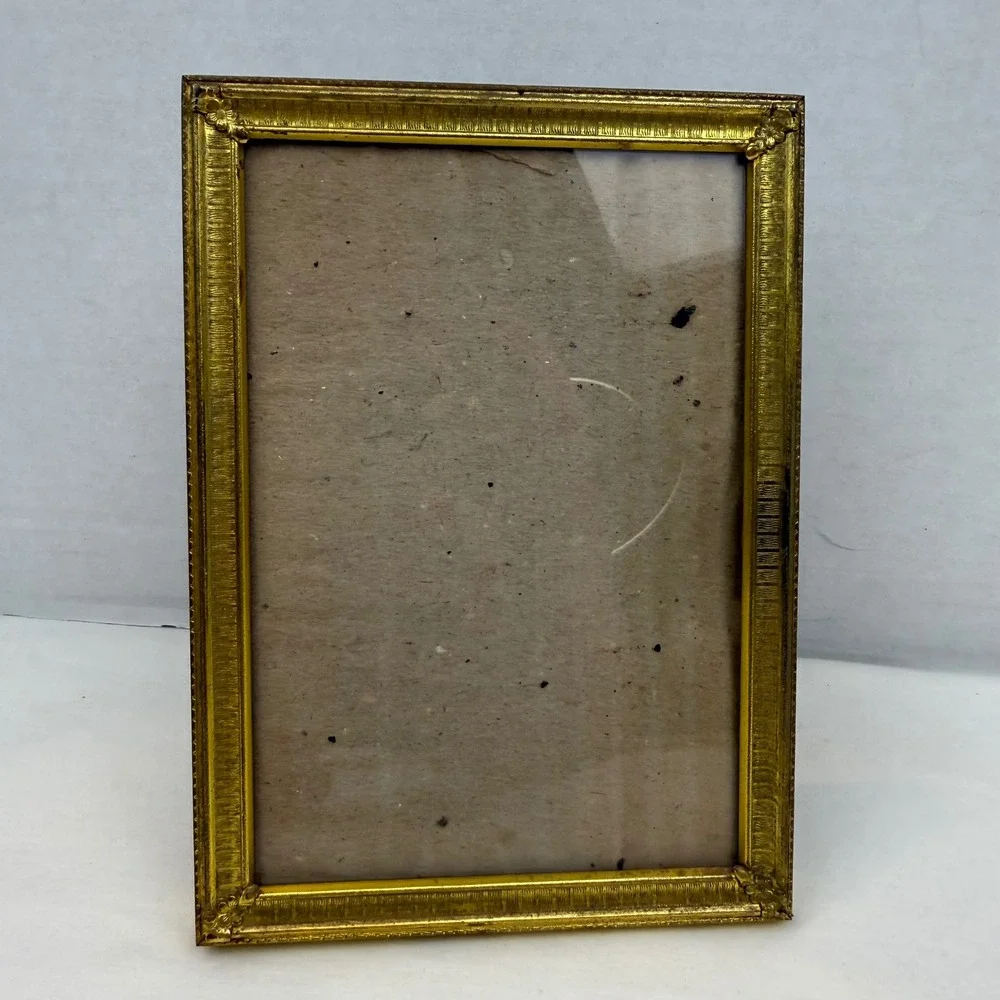 Vintage Gold Tone Metal Picture Frame 5x7 Embossed Floral Corner Tabletop